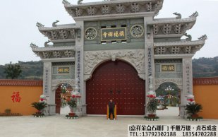 如何让寺庙牌坊村庄牌楼有更好的展示
