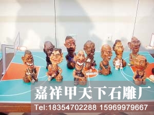 艺术家用泥塑再现中美篮球明星风彩(组图)