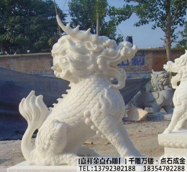 石雕艺术品该怎么去清洗呢--金点石雕厂(图1)
