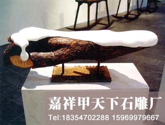 石雕栏杆--雕塑不该有“硬伤”(图4) 石雕栏杆--雕塑不该有“硬伤”(图4)