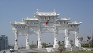 历史与空间：石牌坊与民歌的历史