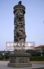 石雕龙柱的意象